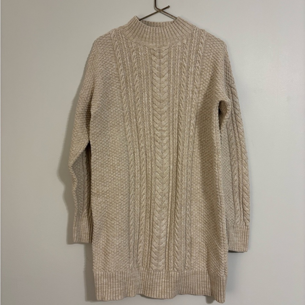 GAP Cable Knit Sweater - Size Large
